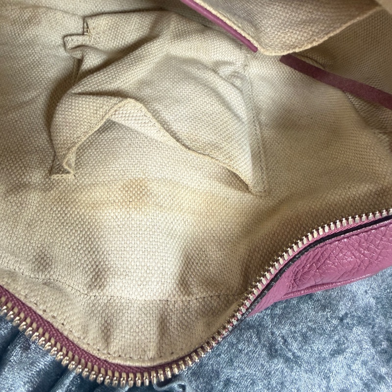 商品:GUCCI 紫紅牛皮SOHO流蘇相機包-9