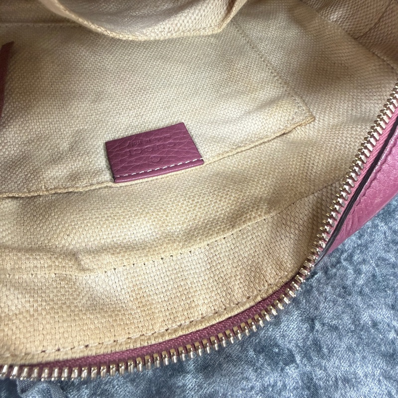 商品:GUCCI 紫紅牛皮SOHO流蘇相機包-10