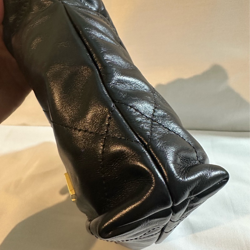 Chanel香奈兒22 bag mini 黑金-3