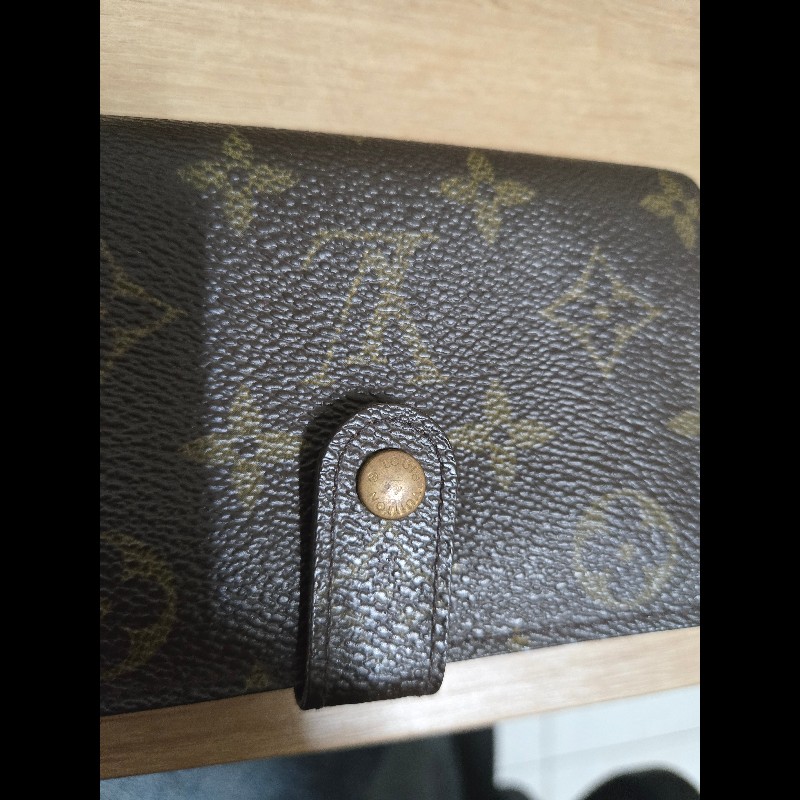 LV中古蝴蝶扣老花中夾-31