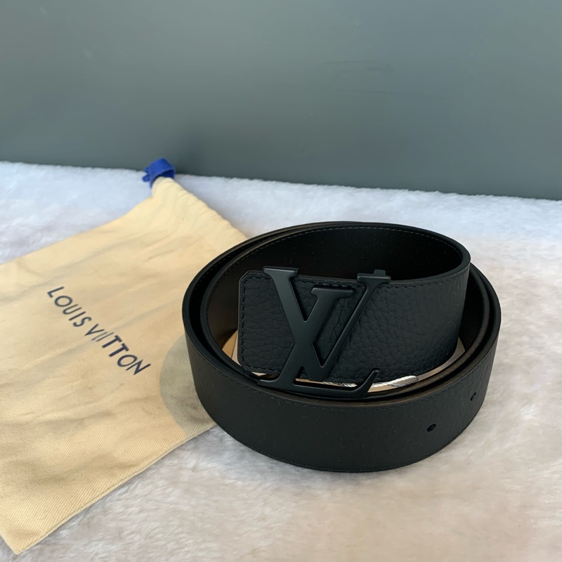 Louis Vuitton Initials 啞光標誌牛皮雙面可用皮帶 85cm (黑色) M0424-0