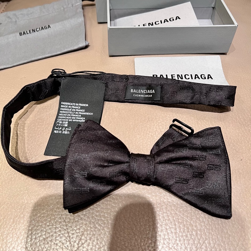 巴黎世家絲質暗花蝴蝶領結-Balenciaga silk bow tie-1