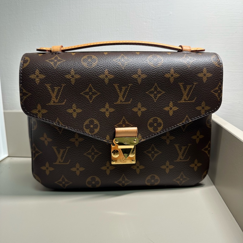 LV M40780 METIS系列經典Monogram手提/斜背郵差包-1