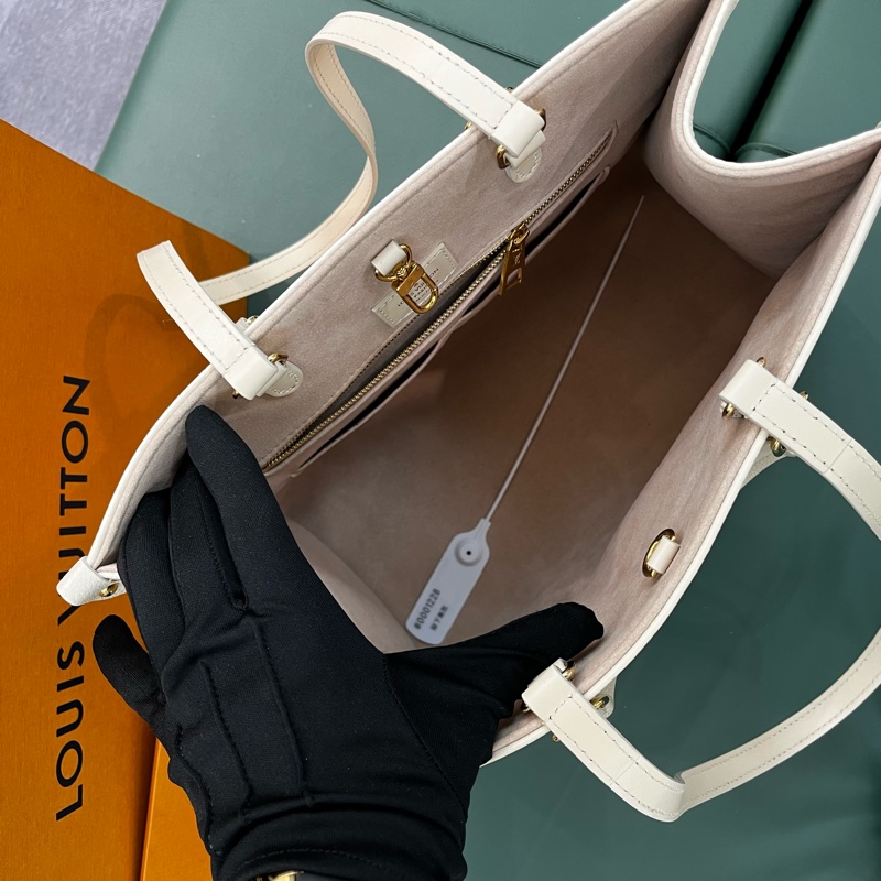 🤍Louis Vuitton LV onthego 草莓牛奶 中號 tote bag手提包🤍-6