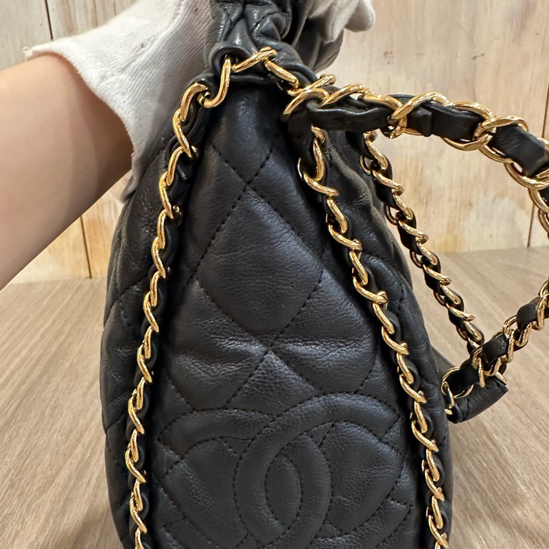 Chanel黑金牛皮皮穿鏈飾邊肩背口蓋包Chain Around-32