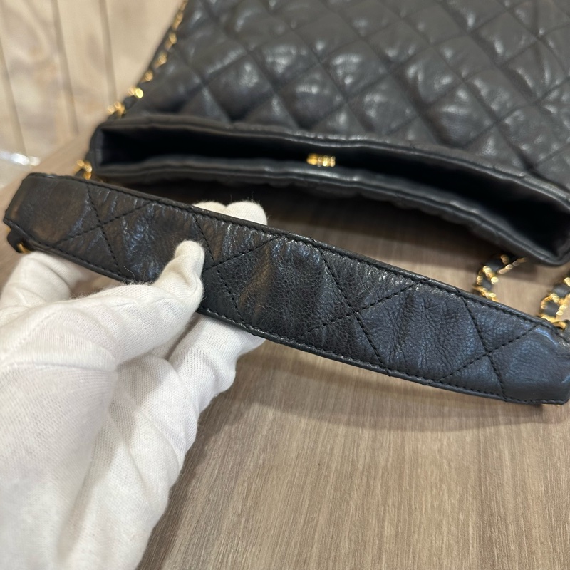 Chanel黑金牛皮皮穿鏈飾邊肩背口蓋包Chain Around-50
