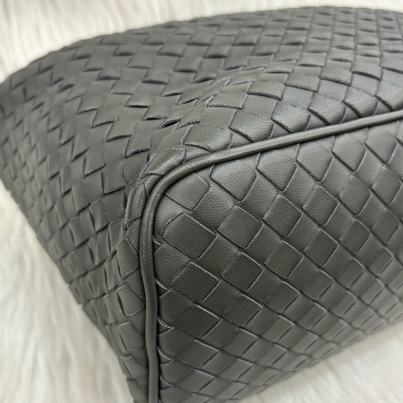 Bottega Veneta灰羊皮小編織肩背便當包 飯盒包 手提包-7