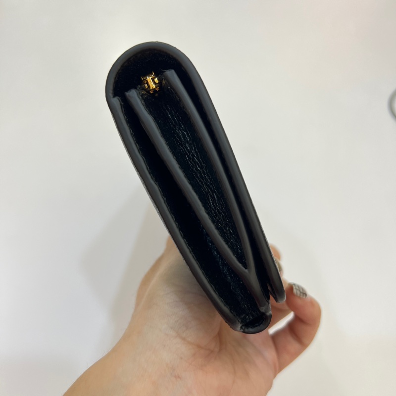 BALENCIAGA 全皮logo簡約黑色長夾-19