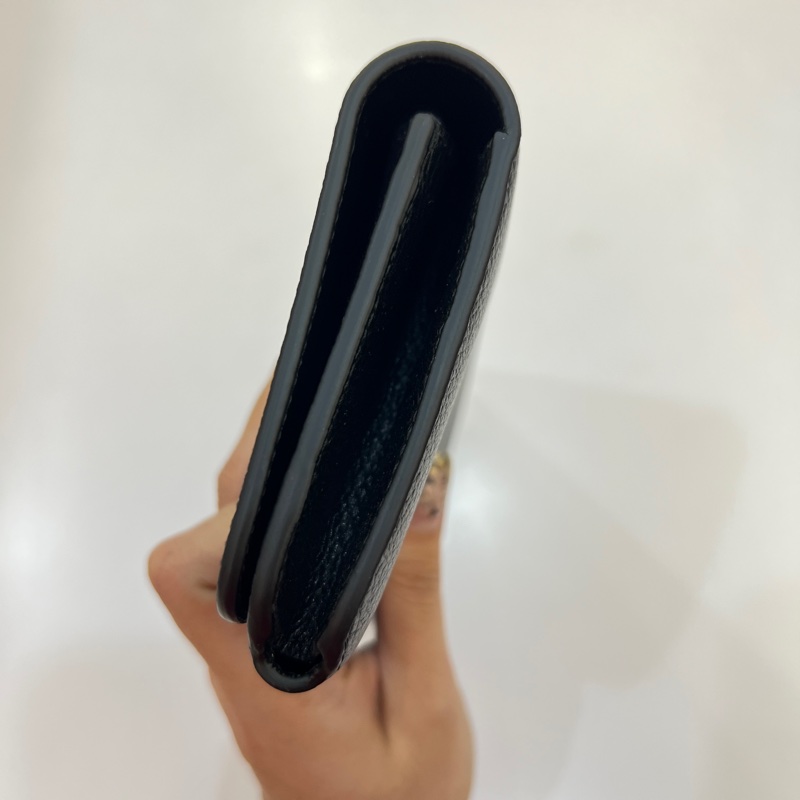 BALENCIAGA 全皮logo簡約黑色長夾-20