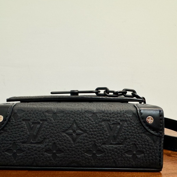 LOUIS VUITTON LV STEAMER男隨身包-8