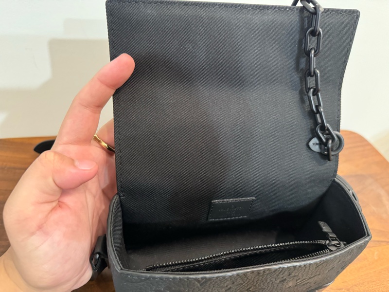 LOUIS VUITTON LV STEAMER男隨身包-10