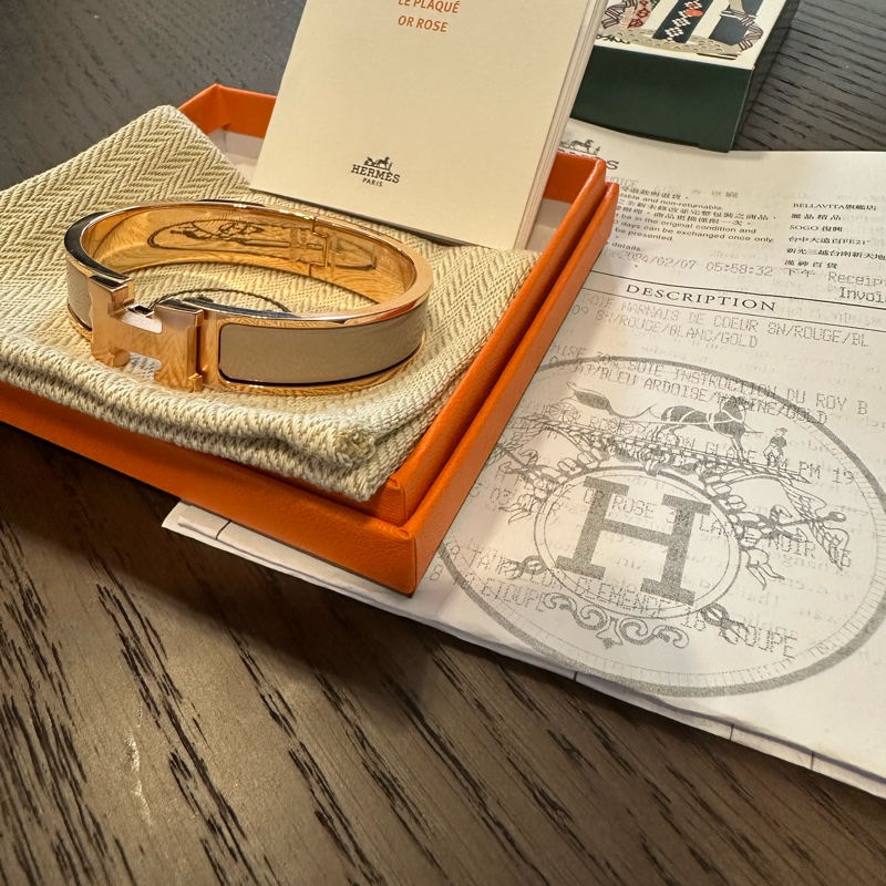 全新愛馬仕Hermes人氣經典logo H 琺瑯手環，保護膜仍貼著-6