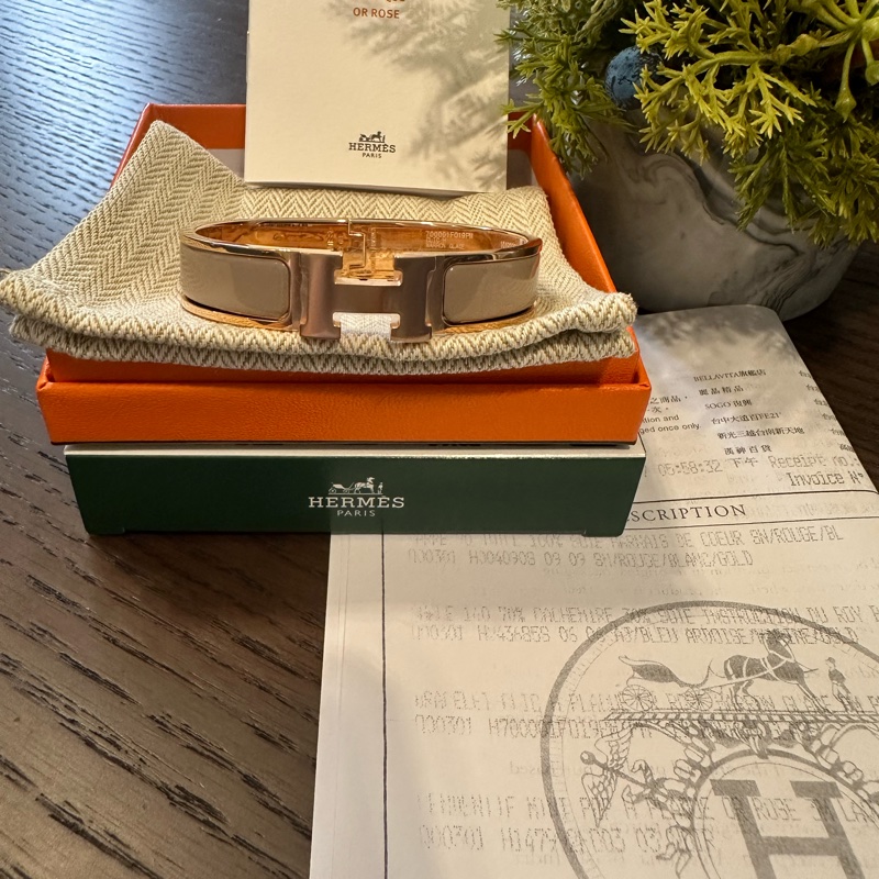 全新愛馬仕Hermes人氣經典logo H 琺瑯手環，保護膜仍貼著-9