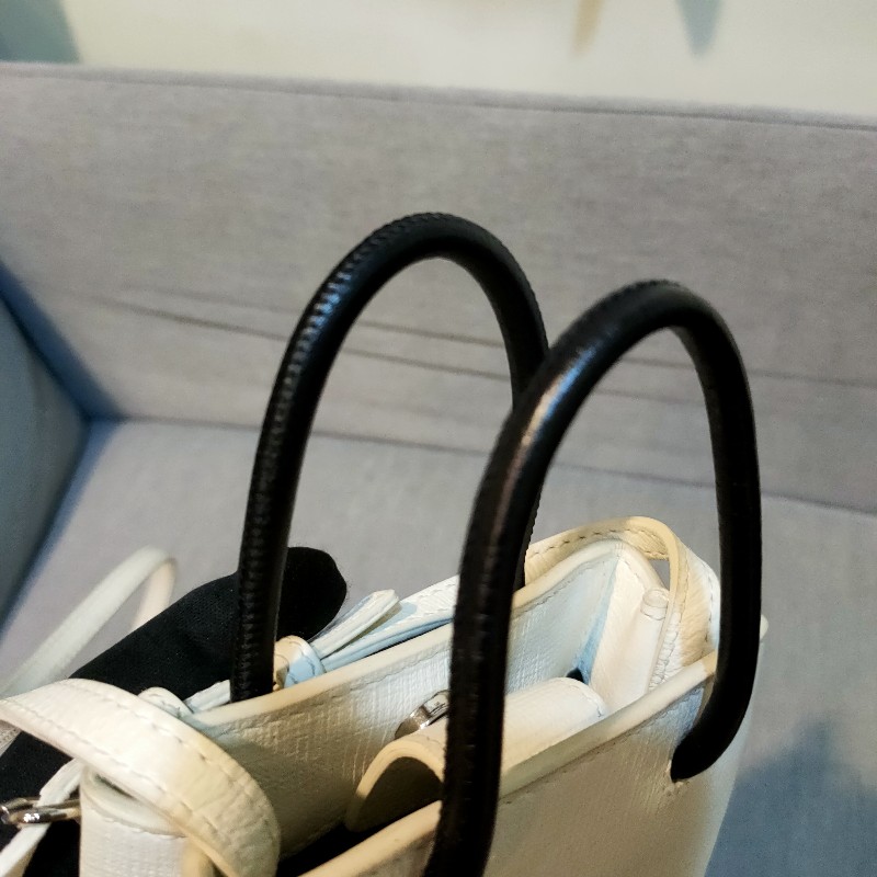 ‼️老闆出國不在‼️限時一週亂賣🚀㊣✨BALENCIAGA✨（附防塵袋）巴黎世家 城市系列 印字 紙袋包 肩背包 側背包 手機包/二手包/二手精品/保證正品-10