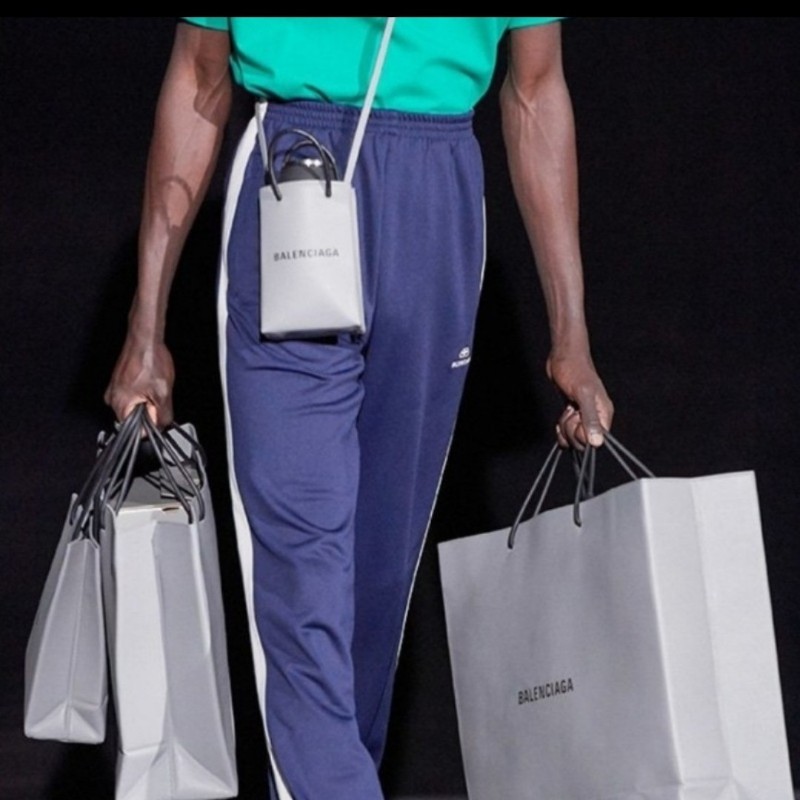 ‼️老闆出國不在‼️限時一週亂賣🚀㊣✨BALENCIAGA✨（附防塵袋）巴黎世家 城市系列 印字 紙袋包 肩背包 側背包 手機包/二手包/二手精品/保證正品-29