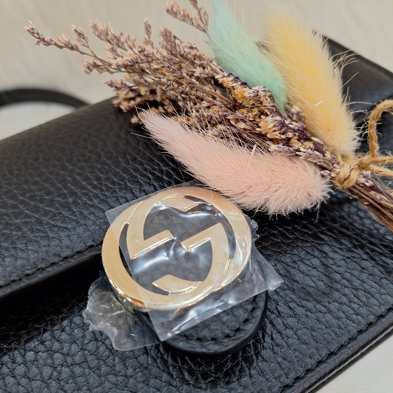 GUCCI 510314 黑 荔枝皮 金鍊 手拿斜背包WOC-17