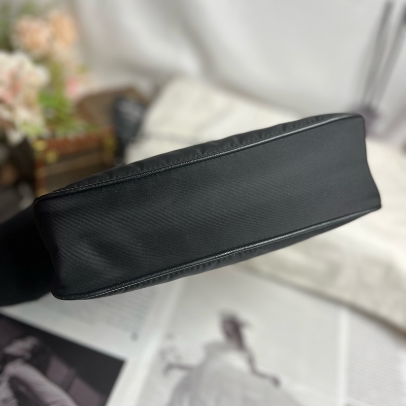 Prada 二合一 Prada Re-Edition 2005再生尼龍手袋斜背包 黑色-5