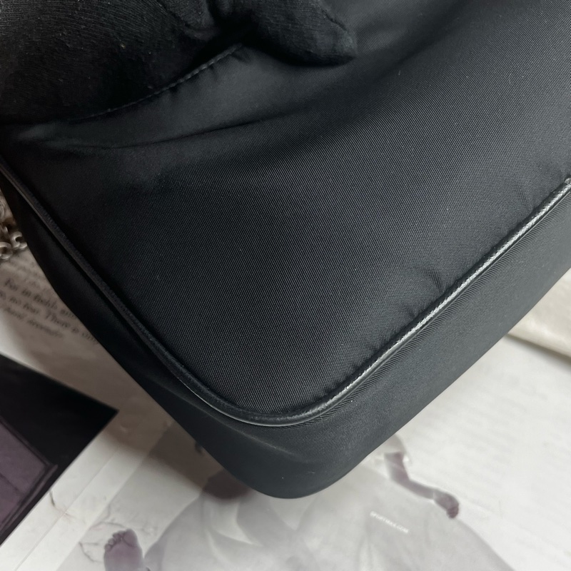 Prada 二合一 Prada Re-Edition 2005再生尼龍手袋斜背包 黑色-8
