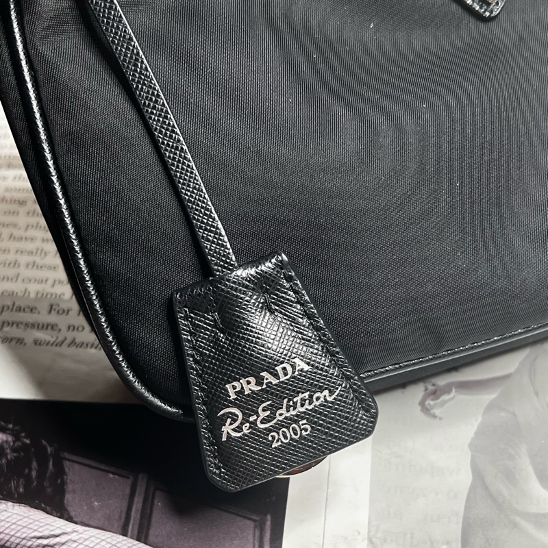 Prada 二合一 Prada Re-Edition 2005再生尼龍手袋斜背包 黑色-11