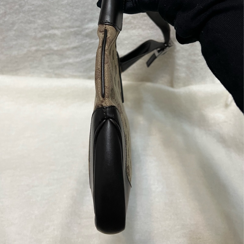 Gucci Jackie 老花帆布配皮側背包-8