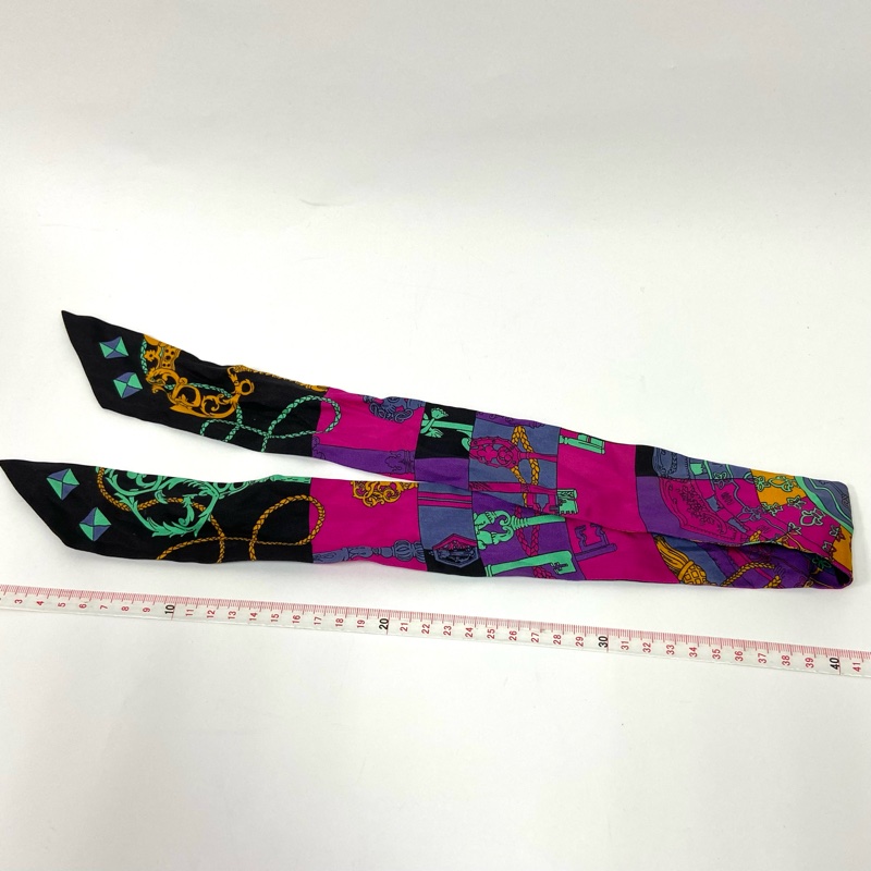 【美收精品】Hermes 紫桃百合家徽 絲巾 88-339-1