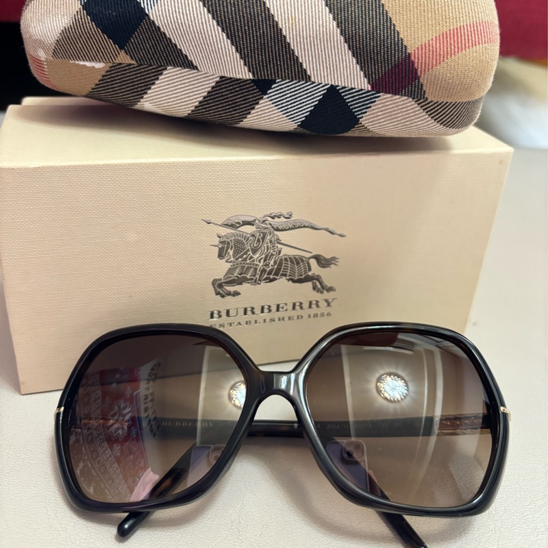Burberry墨鏡-0