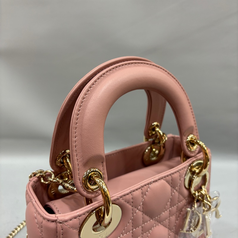 Dior 乾燥玫瑰粉羊皮金鏈迷你黛妃Mini Lady Dior斜背包-10