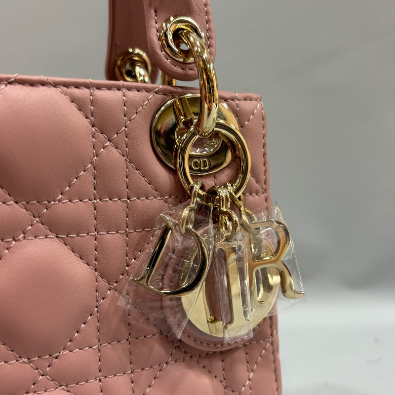 Dior 乾燥玫瑰粉羊皮金鏈迷你黛妃Mini Lady Dior斜背包-15