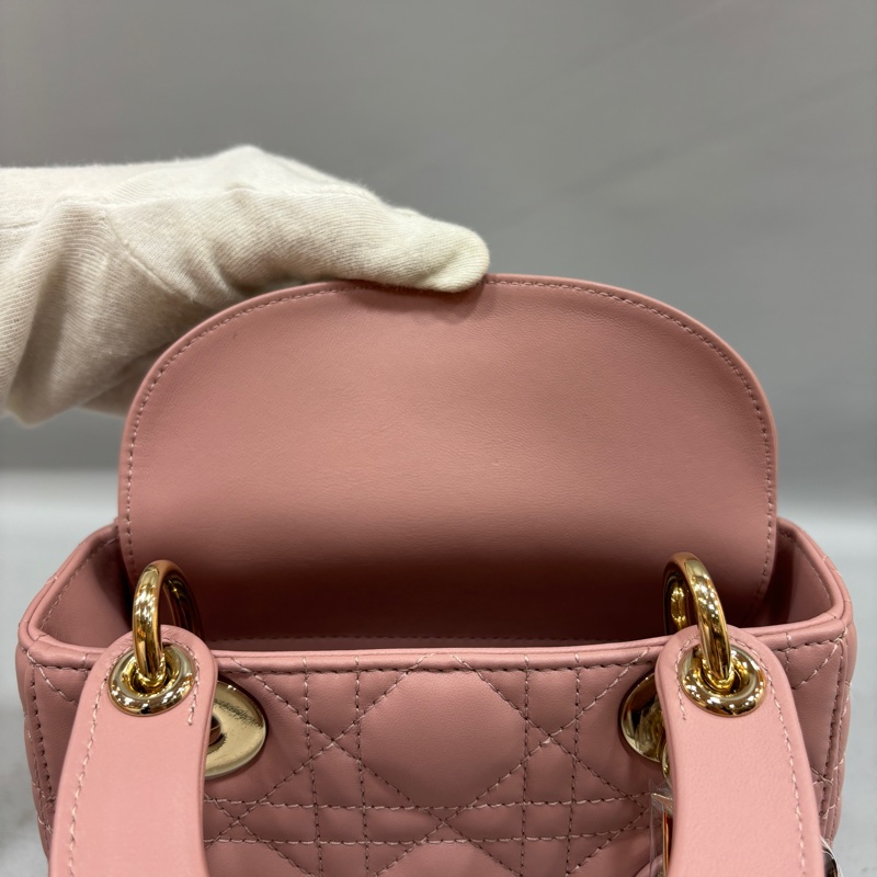 Dior 乾燥玫瑰粉羊皮金鏈迷你黛妃Mini Lady Dior斜背包-17