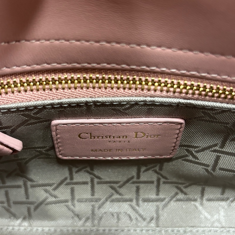 Dior 乾燥玫瑰粉羊皮金鏈迷你黛妃Mini Lady Dior斜背包-22