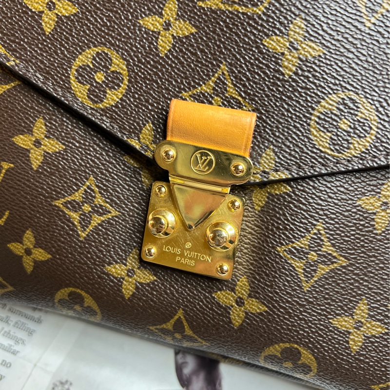 LV Pochette Metis 老花郵差包-4