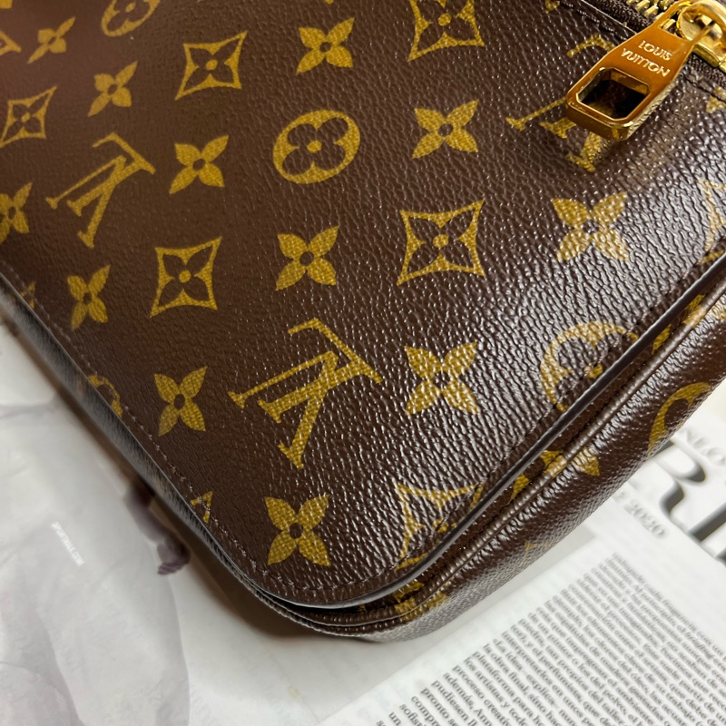 LV Pochette Metis 老花郵差包-9