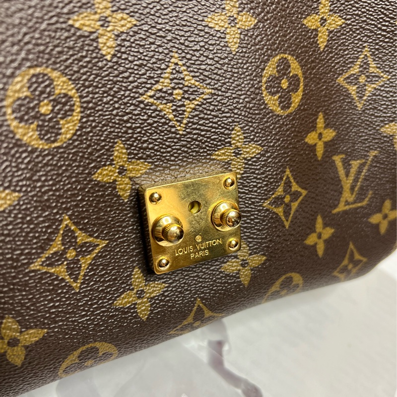 LV Pochette Metis 老花郵差包-15