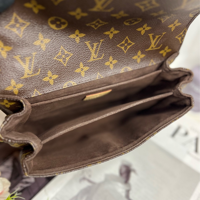 LV Pochette Metis 老花郵差包-17