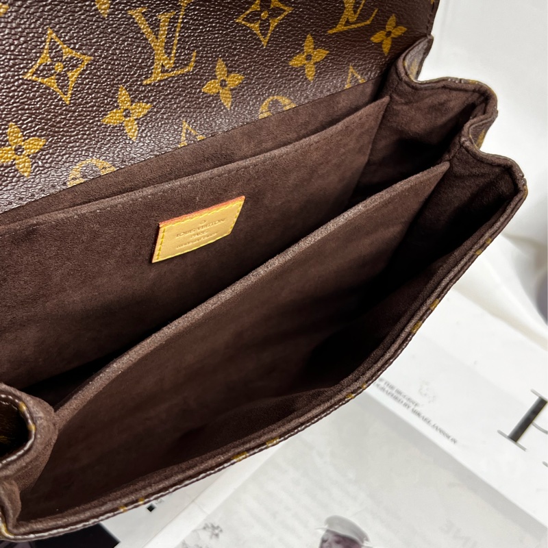 LV Pochette Metis 老花郵差包-18