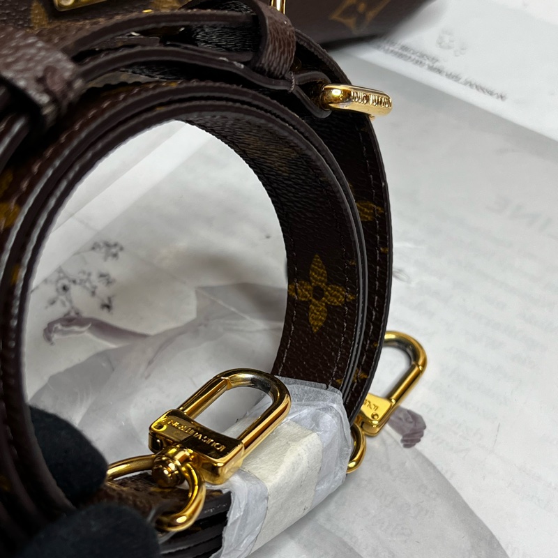 LV Pochette Metis 老花郵差包-25