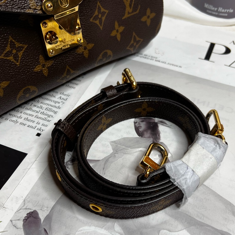 LV Pochette Metis 老花郵差包-27