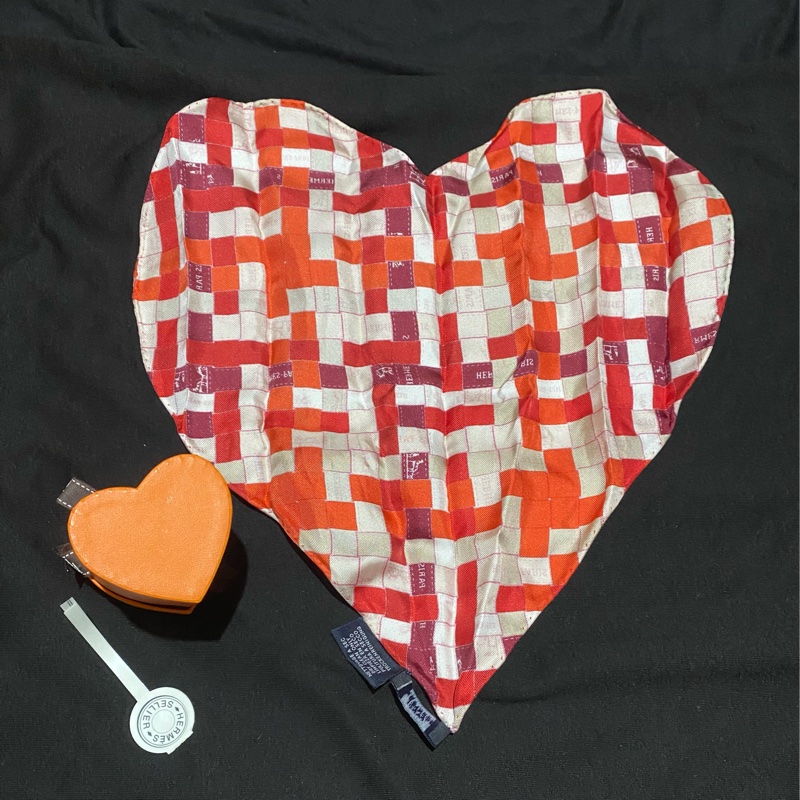 HERMES 愛馬仕 紅色愛心Pochette Bolduc au Carre 絲巾 綁帶 包包配件 服飾配件-6