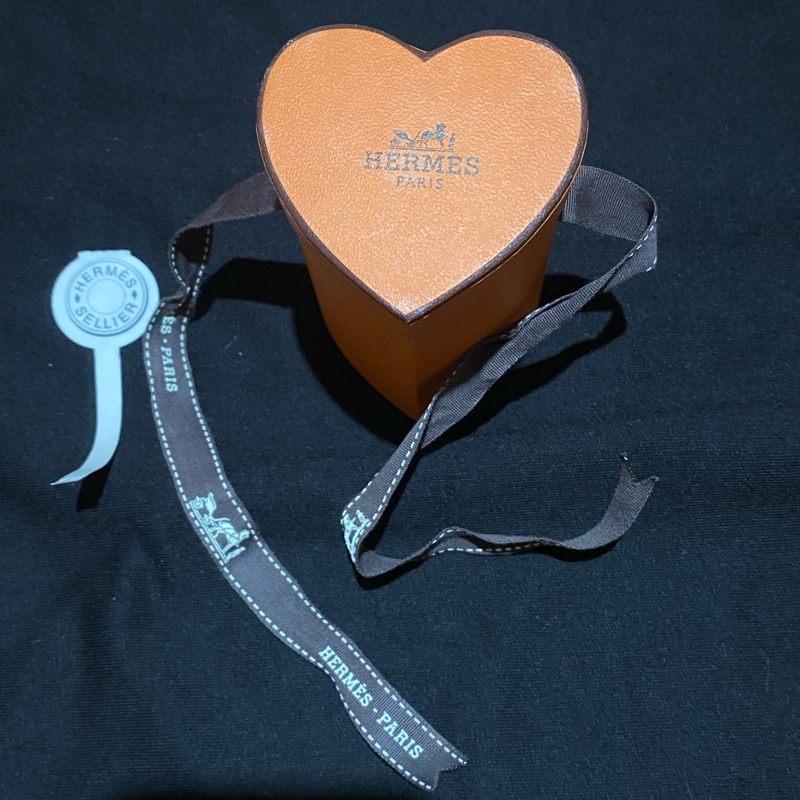 HERMES 愛馬仕 紅色愛心Pochette Bolduc au Carre 絲巾 綁帶 包包配件 服飾配件-8