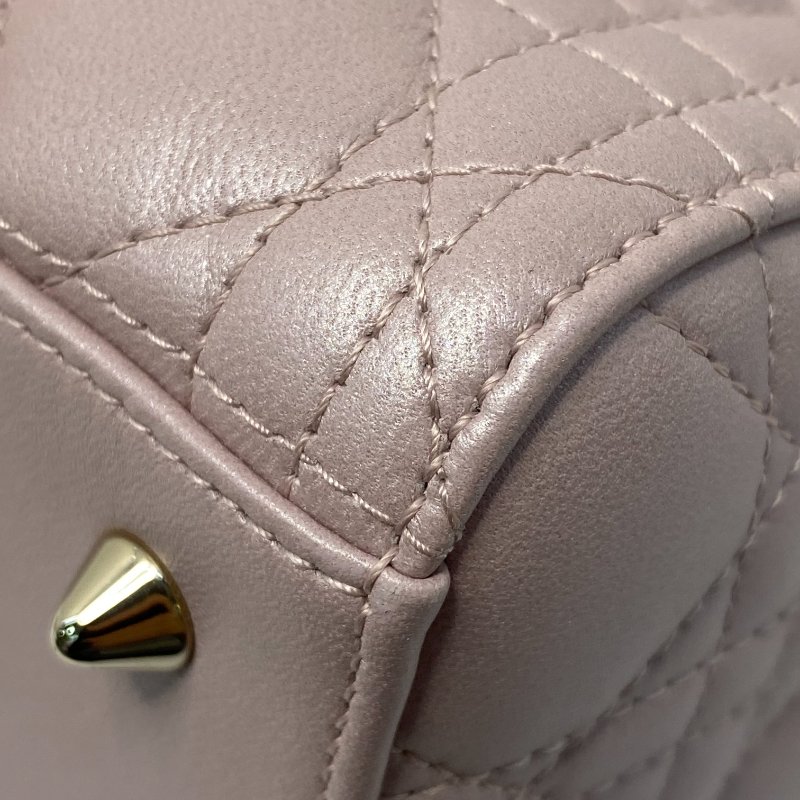 △ Christian Dior 迪奧 Medium Lady Dior Lotus Pearlescent Cannage Lambskin 2Way Bag 中碼蓮花色珠光Cannage藤格紋圖案羊皮兩用袋 - 247007565-7