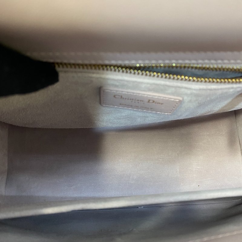 △ Christian Dior 迪奧 Medium Lady Dior Lotus Pearlescent Cannage Lambskin 2Way Bag 中碼蓮花色珠光Cannage藤格紋圖案羊皮兩用袋 - 247007565-10