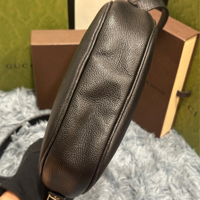 Ysl 荔枝紋牛皮圓餅包-5