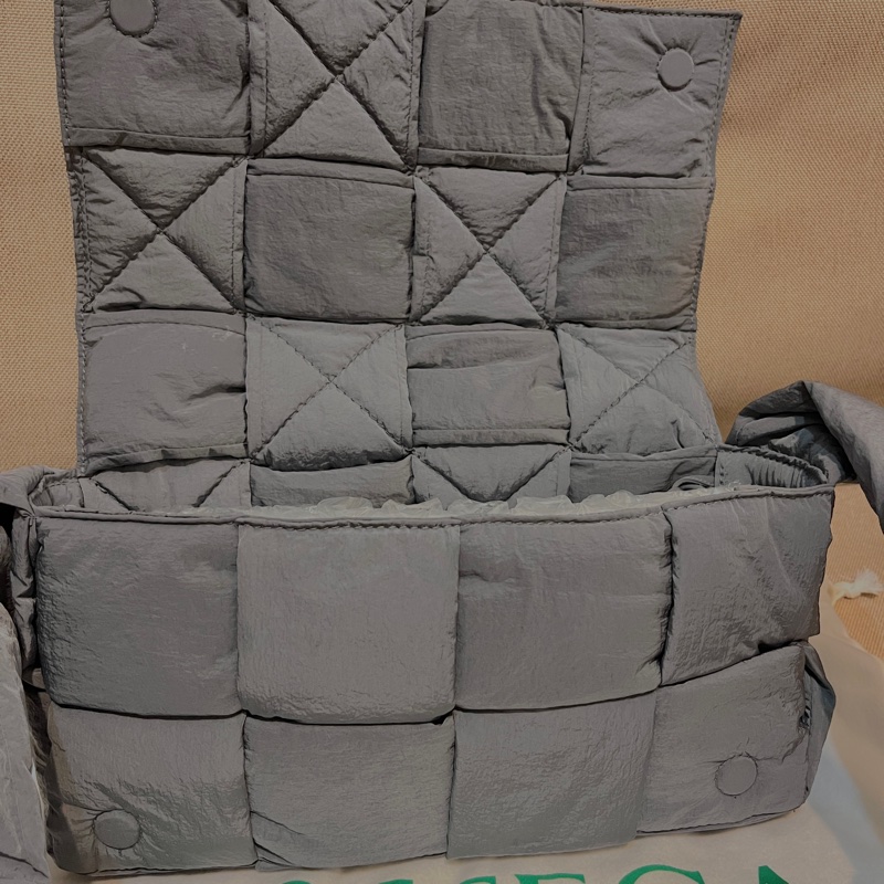 BOTTEGA VENETA  大編織 尼龍肩背包-5