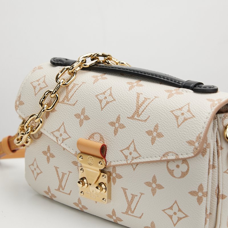 Lv east west 新款郵差包/沙丘色-16