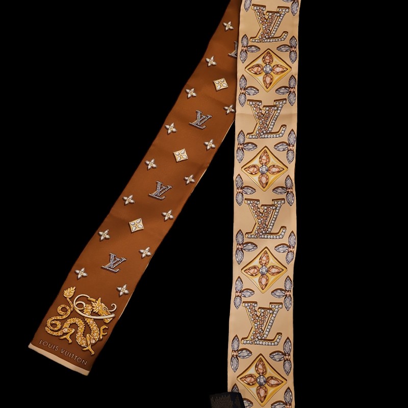 Louise Vuitton 2024🐉龍🐲年 龍騰圖樣twilly長絲巾 全新-5