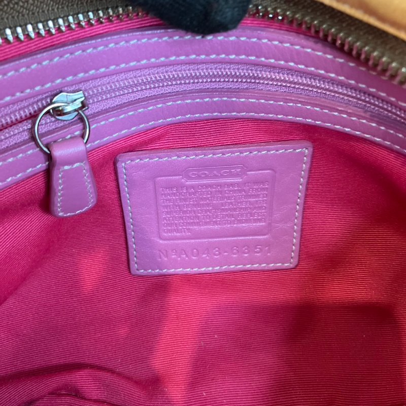 【舊愛新歡】COACH粉色白邊單肩緹花布小包-8