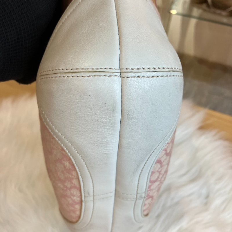 【舊愛新歡】COACH粉色白邊單肩緹花布小包-9