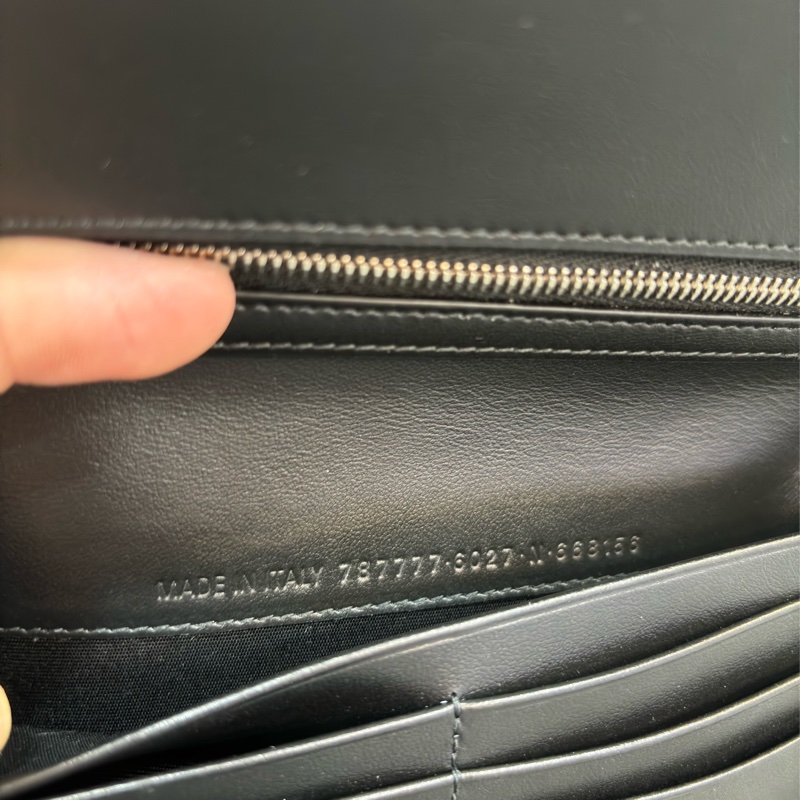 BALENCIAGA 巴黎世家 787777 限量 紅棕色 護照 機票 卡夾 證件套 長夾 皮夾 拉鍊 零錢袋-12