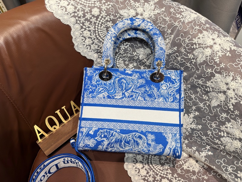 Dior Lady D-Lite Medium 藍白刺繡青花瓷-4