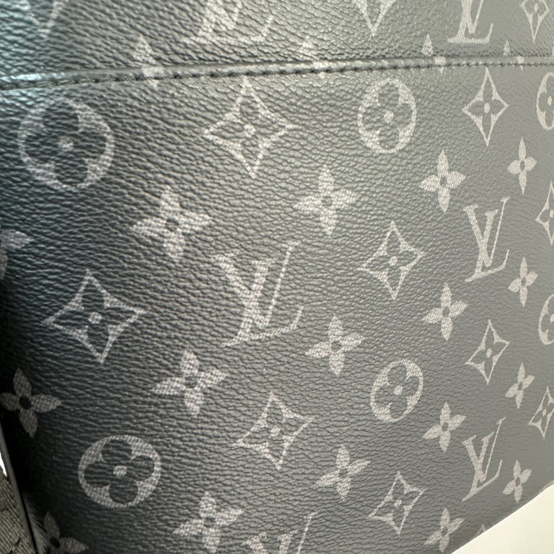 LV 郵差包 芯片款 新款 老花 黑武士 相機包 翻蓋-6